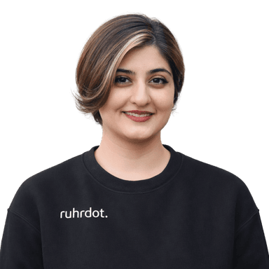 Reihaneh Hosseini | Werkstudentin Data Engineer